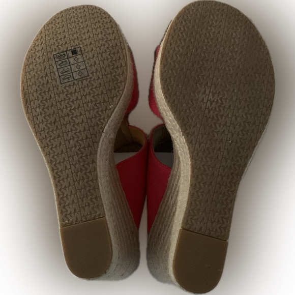 Brand New Michael Michael Kors Bradley Linen Blend Canvas Wedge Sandals Size 8.5 - Picture 2 of 6